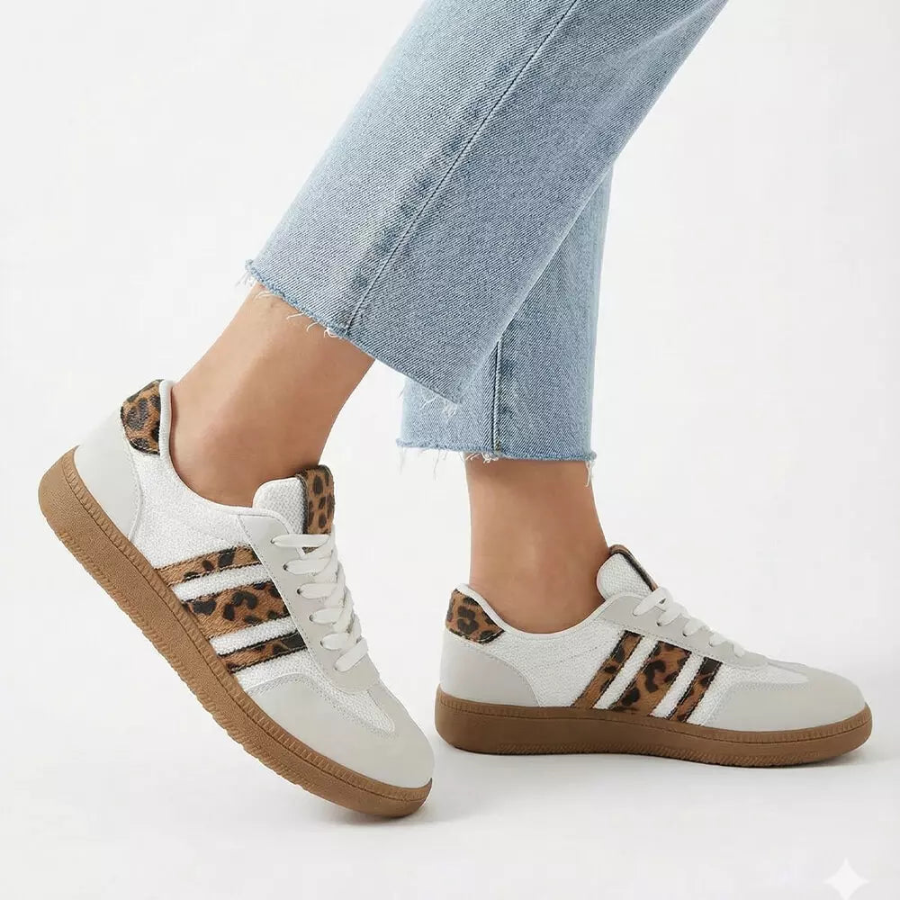 Signature Mode Sneakers