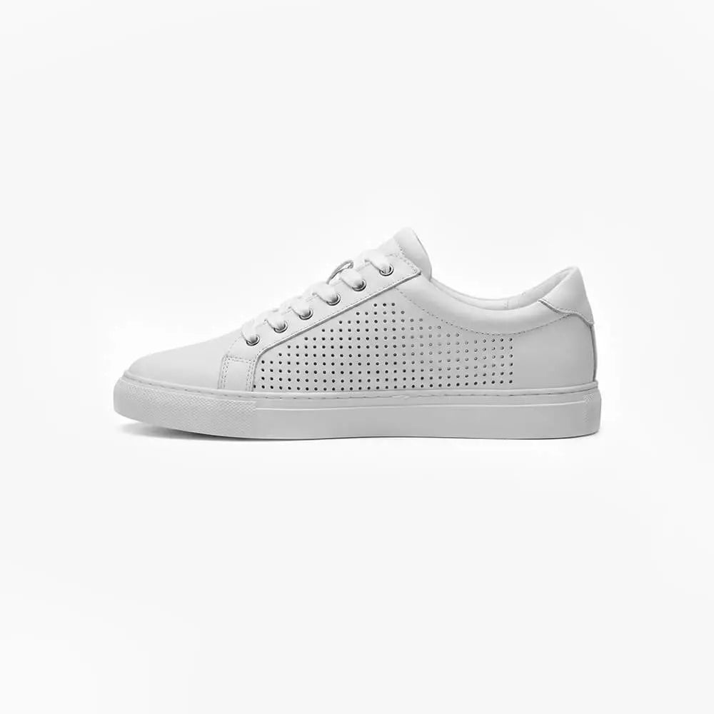 Classic Edge Sneakers